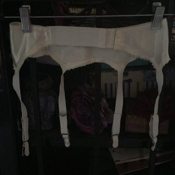 Vintage Garter Belt from 1990 - Picture 7 of 7